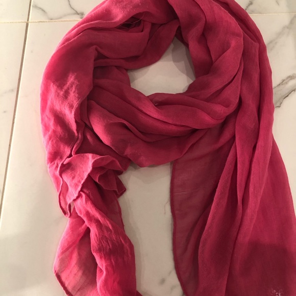Buy three item .one free scarf 🧣👏🏻👏🏻 - Picture 4 of 15
